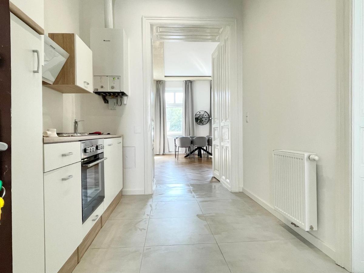 Boutique Apartment At Famous Vienna Kutschkermarkt Exterior foto